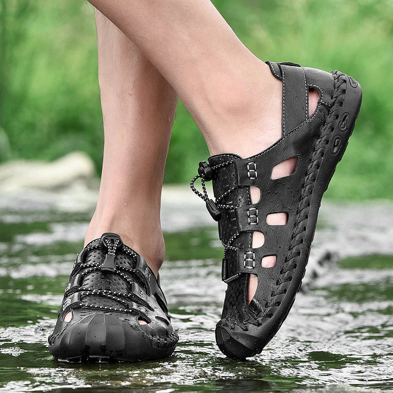 Sandalia tejida Hollow para hombre