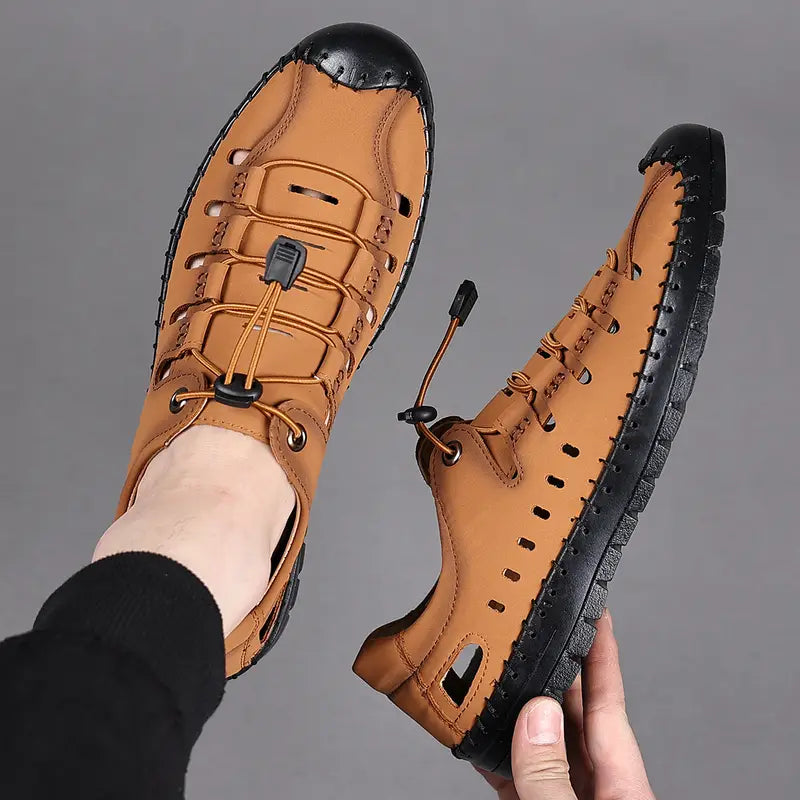 Sandalia tejida Hollow para hombre