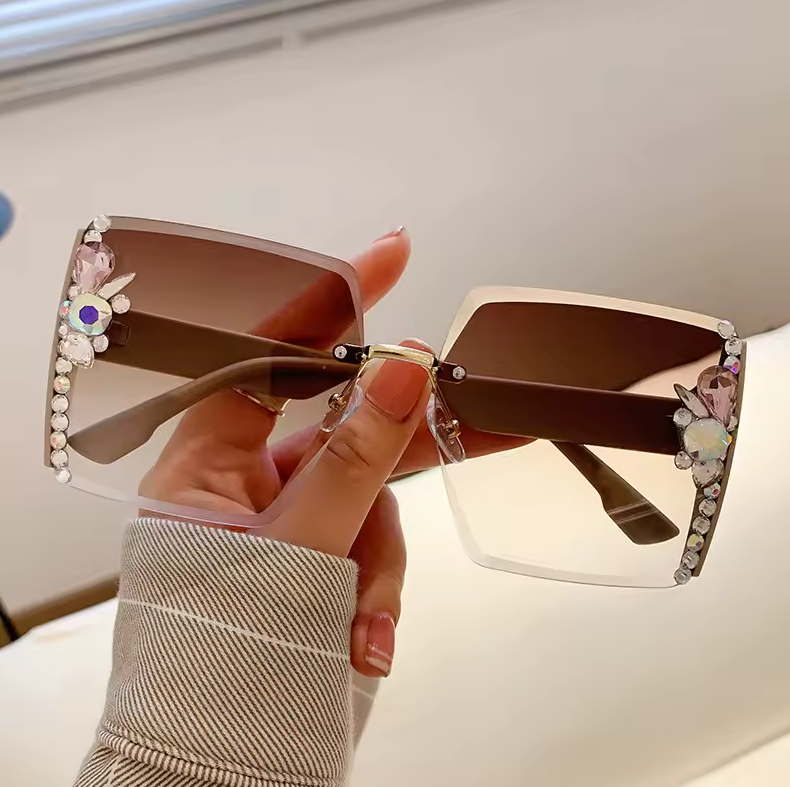 ✨ Lentes de Sol Glamour Royale™ – Lujo y Estilo en Cada Mirada