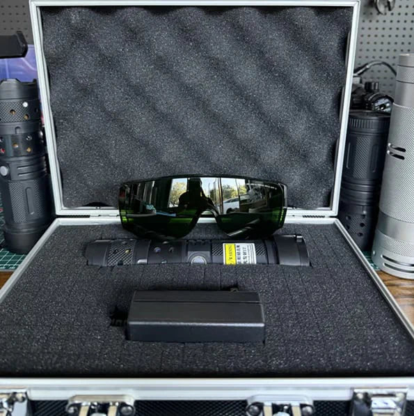 Nuevo Puntero Láser Infrarrojo de Alta Potencia de 120 W y 900-1100 nm (Modelo 2026)