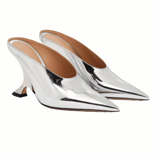 Zafiro Luxe™ – Tacones que dominan la ciudad