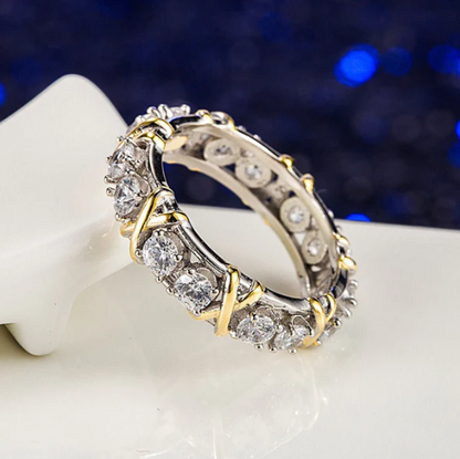 Anillo de diamantes moissanita