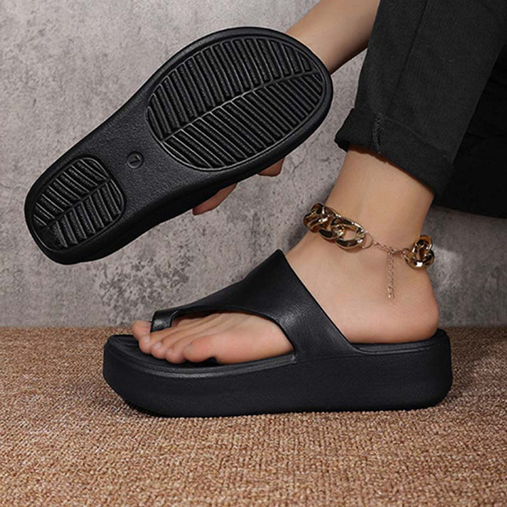 Sandalias De Plataforma Con Tira Para El Dedo Del Pie