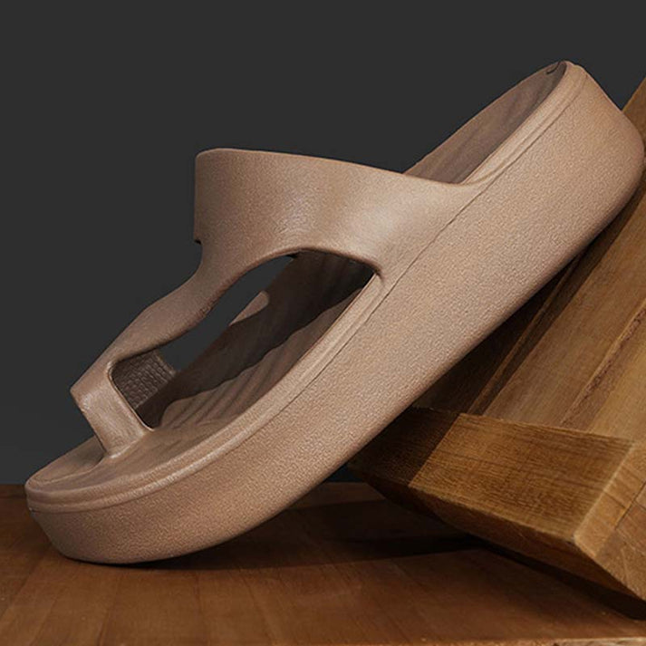 Sandalias De Plataforma Con Tira Para El Dedo Del Pie
