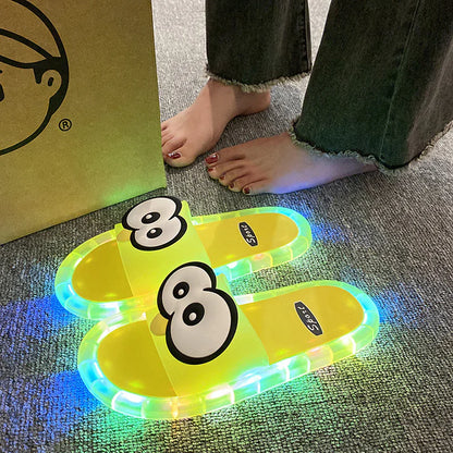 👀Cartoon Slippers - Pantuflas LED con Diseño de Dibujos Animados: Suela con Luces Vibrantes🏠